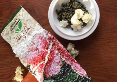 Trà biếu tặng: Nét đẹp văn hóa của người Việt